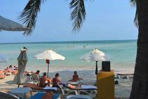 �`���E�G���r�[�`�k�x�O